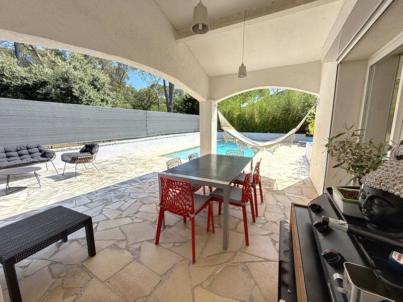 Maison - 151 m² - 5 pièces