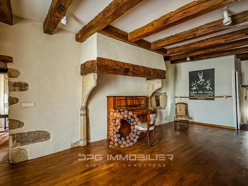 Maison de village - 310 m² - 14 pièces