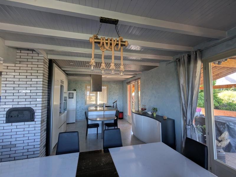 Maison - 152 m² - 6 pièces