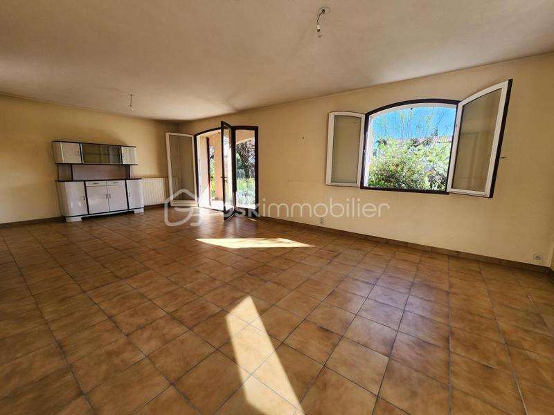 Propriété - 270 m² - 10 pièces