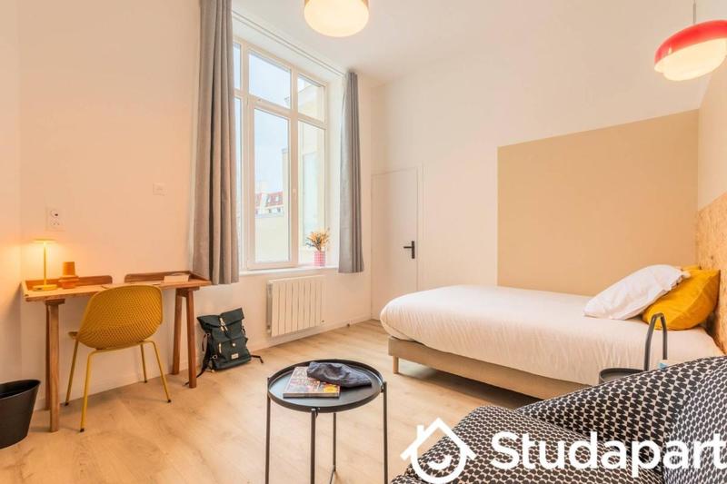 Chambre - 9 m² - 1 pièce