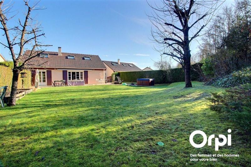 Maison - 135 m² - 7 pièces