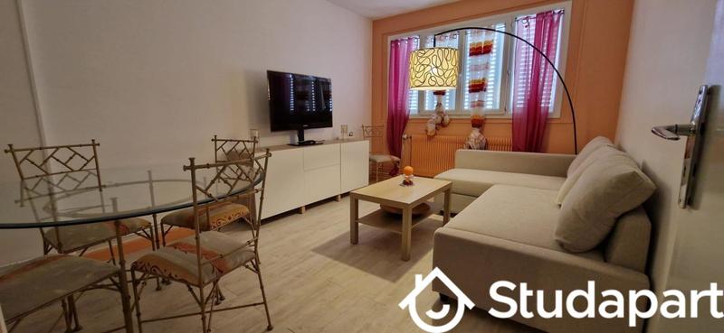 Appartement - 70 m² - 7 pièces