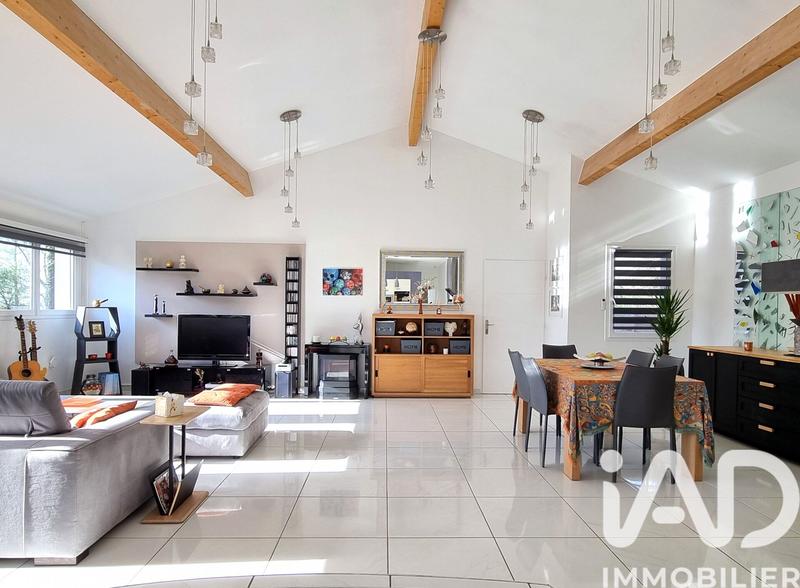 Maison - 156 m² - 4 pièces