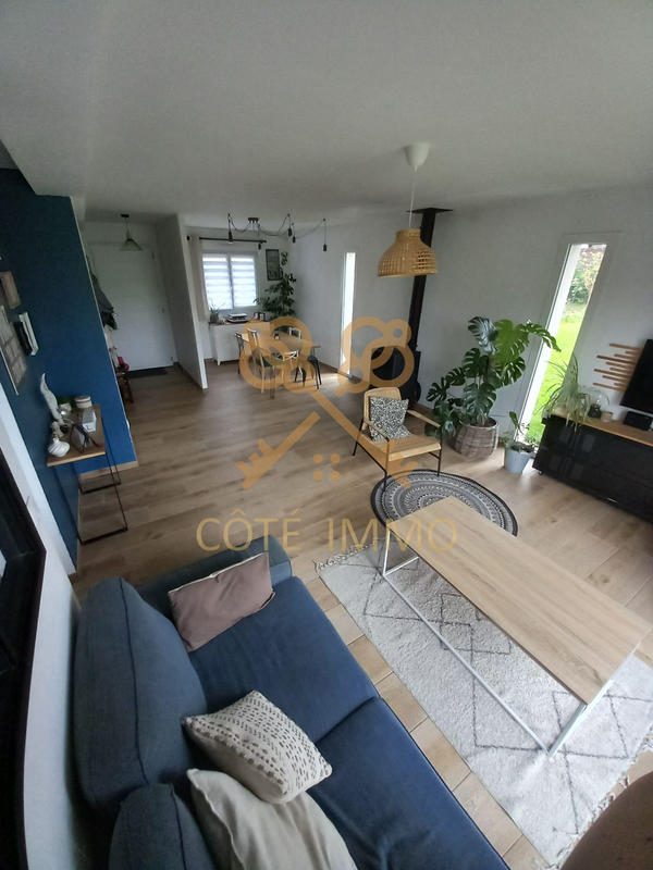 Maison - 90 m² - 5 pièces