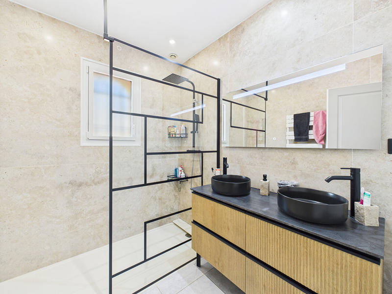 Maison - 145 m² - 4 pièces