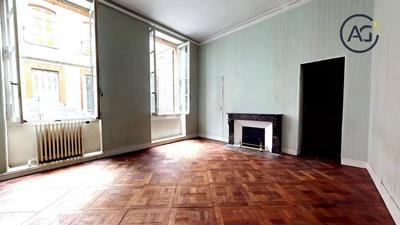 Appartement - 183 m² - 6 pièces