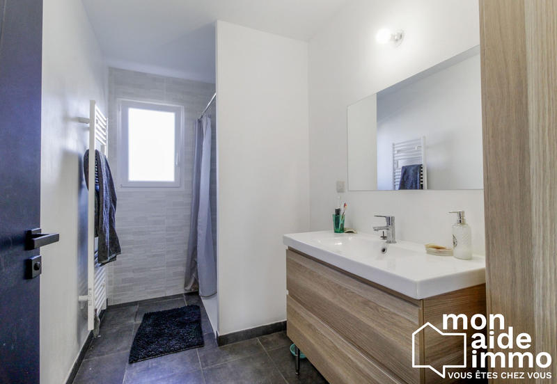 Maison - 127 m² - 6 pièces