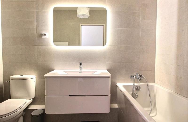 Appartement ancien - 84 m² - 3 pièces