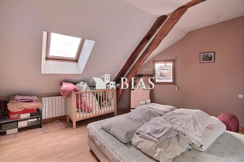 Maison - 145 m² - 7 pièces