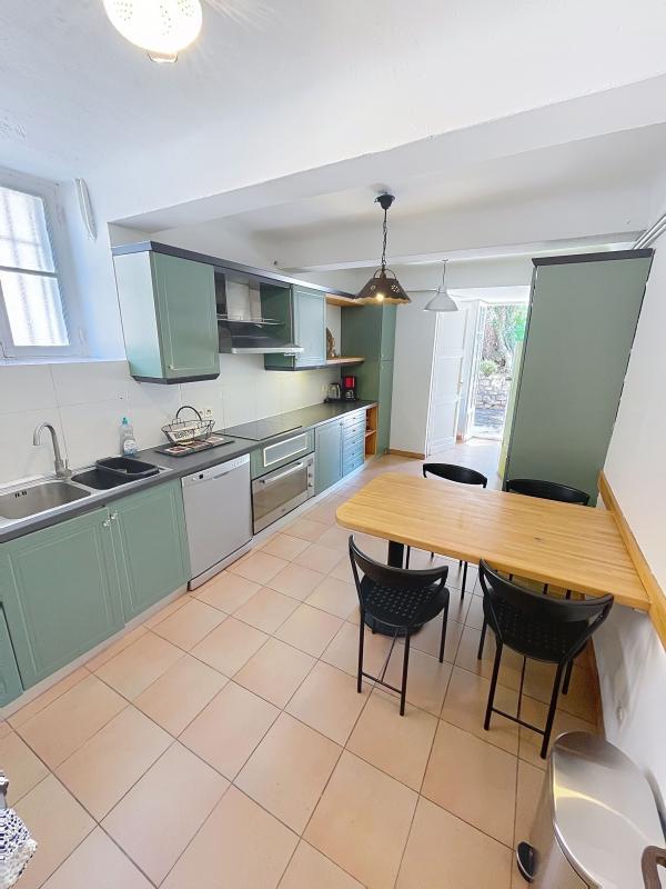 Maison - 263 m² - 6 pièces