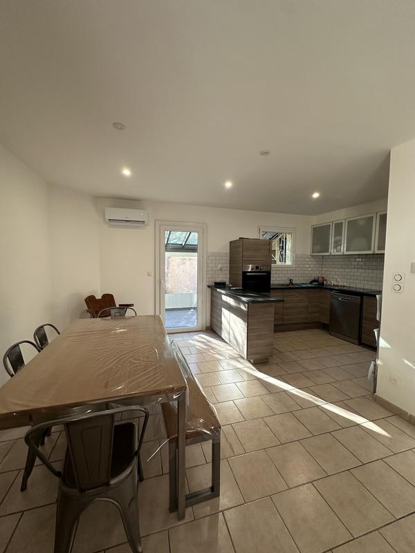 Maison - 83 m² - 4 pièces