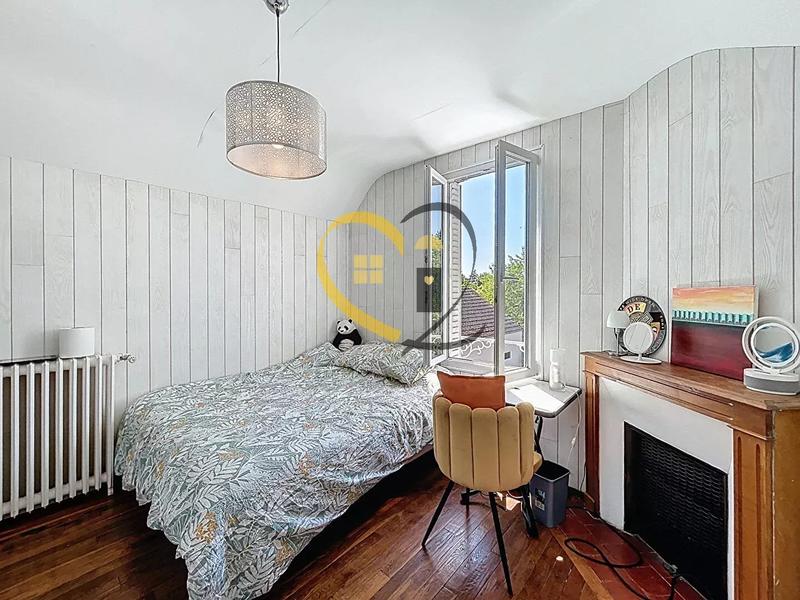 Maison - 104 m² - 6 pièces