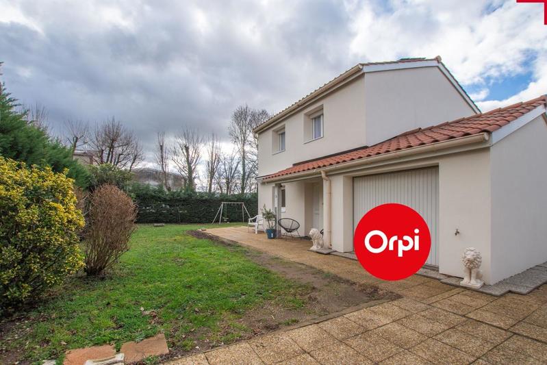 Maison - 108 m² - 4 pièces