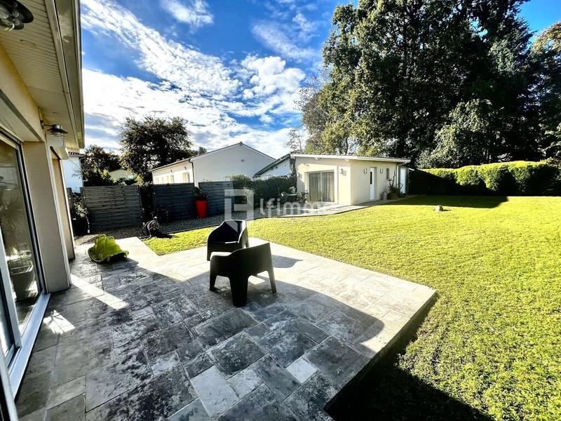 Maison - 160 m² - 5 pièces