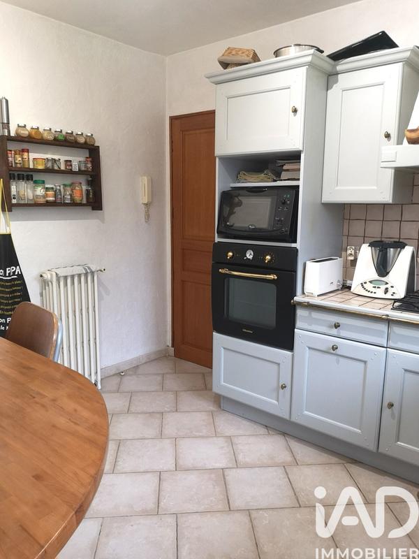 Maison - 195 m² - 9 pièces