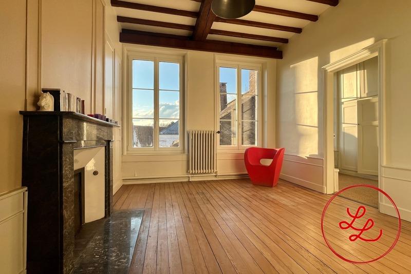 Maison bourgeoise - 240 m² - 9 pièces