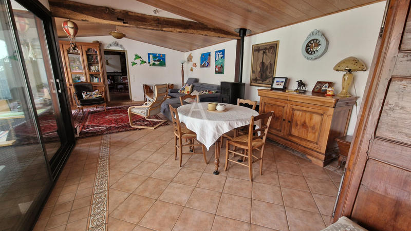 Maison - 146 m² - 6 pièces