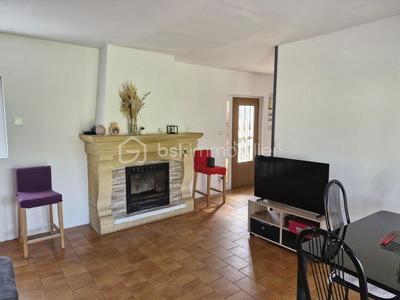 Maison traditionnelle - 95 m² - 5 pièces