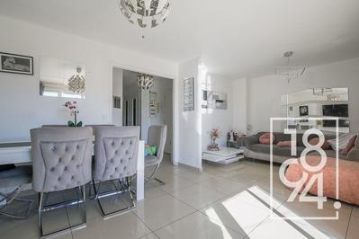 Appartement - 67 m² - 3 pièces