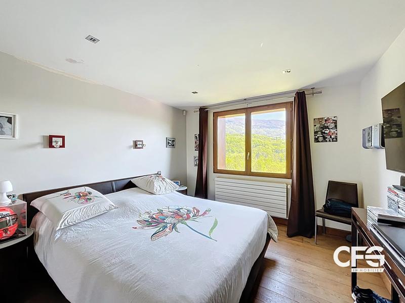 Propriété - 8 pièces