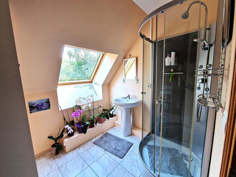 Maison - 180 m² - 7 pièces