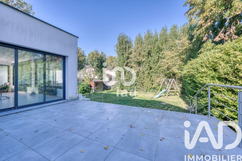 Maison - 176 m² - 7 pièces