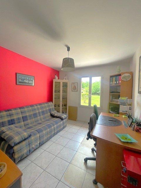 Maison - 97 m² - 5 pièces