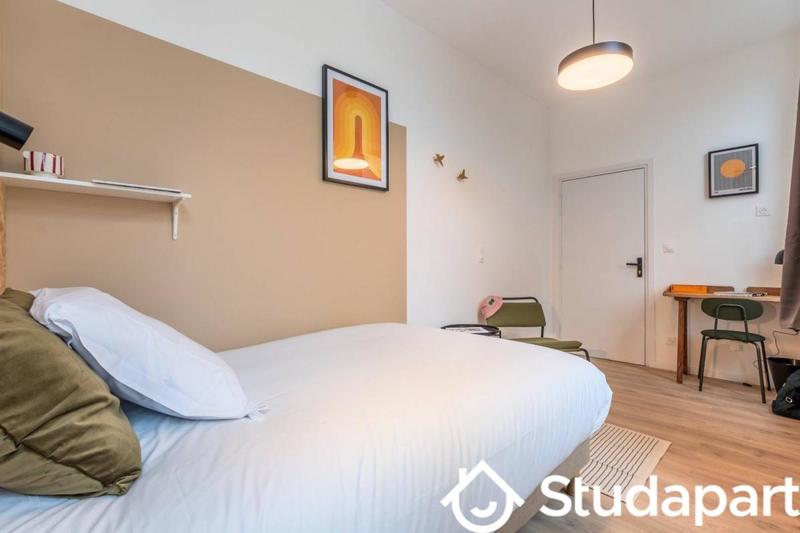 Chambre - 9 m² - 1 pièce