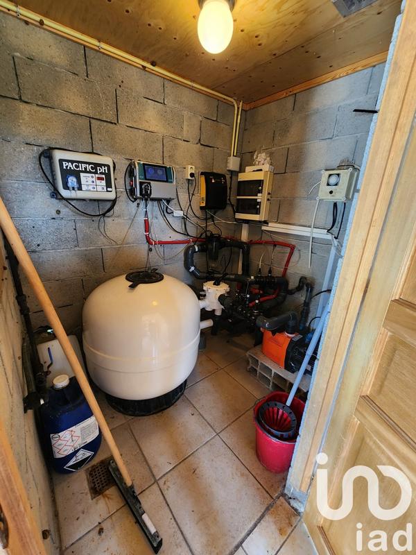 Maison - 220 m² - 5 pièces