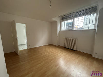 Appartement - 125 m² - 5 pièces
