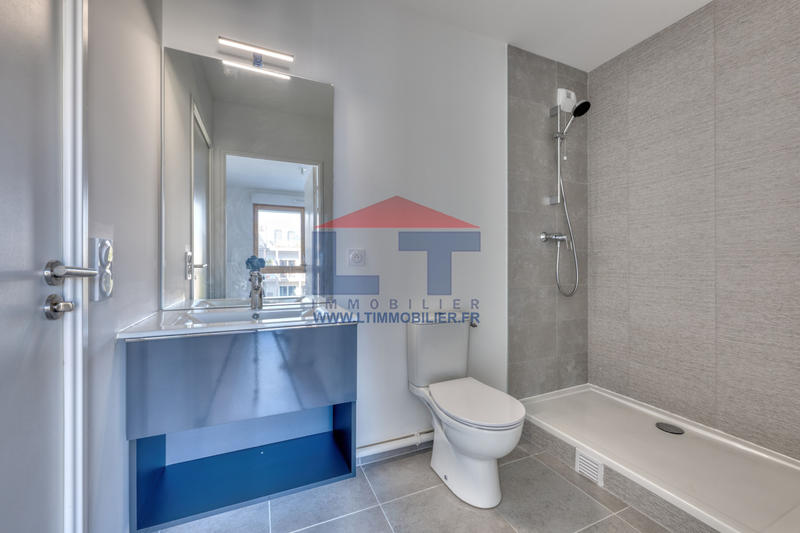 Appartement - 84 m² - 4 pièces