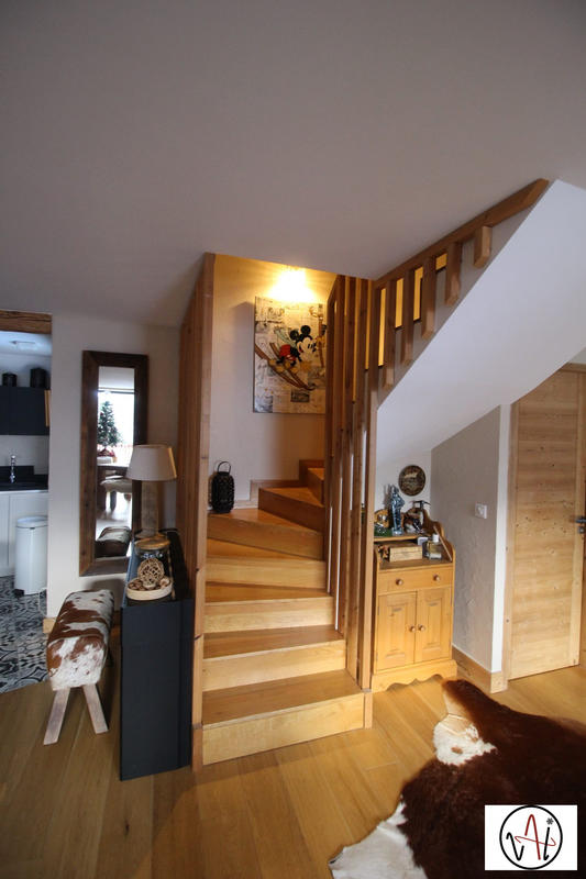 Maison - 168 m² - 9 pièces