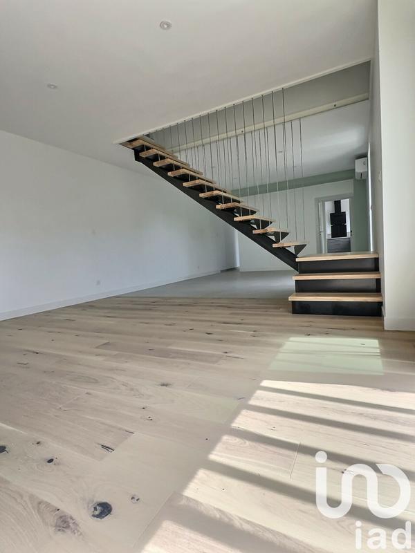 Maison - 165 m² - 6 pièces