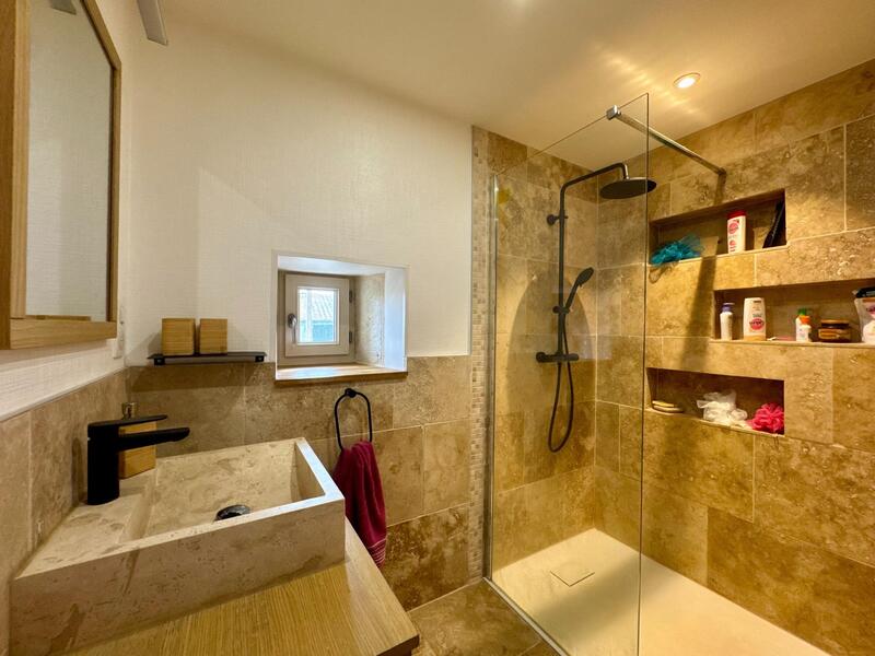 Maison - 177 m² - 6 pièces