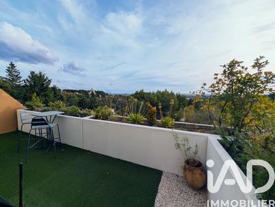 Appartement - 95 m² - 4 pièces