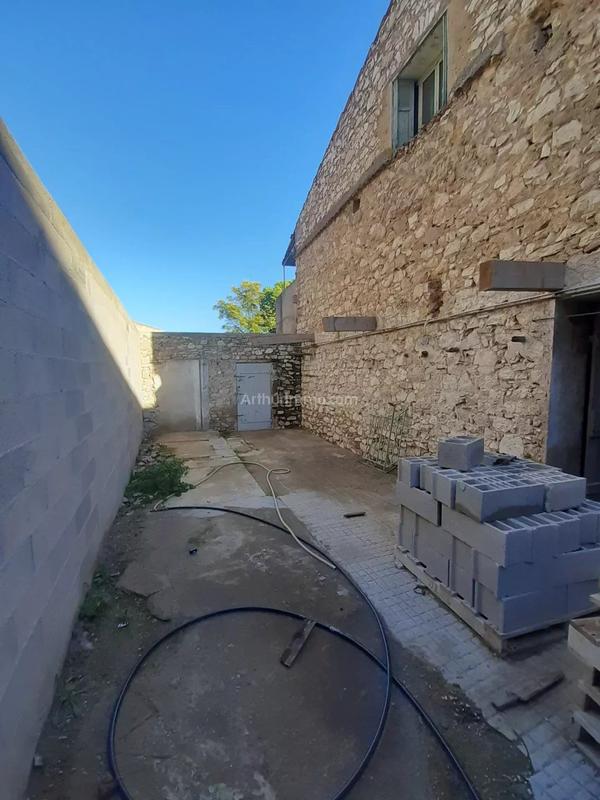 Maison - 181 m² - 3 pièces