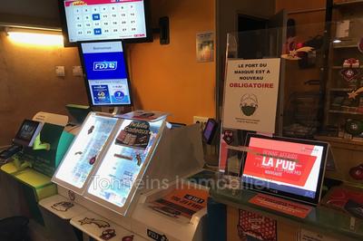 Fonds de commerce - Magasins - 100 m²