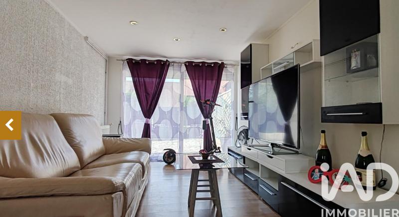 Maison - 96 m² - 6 pièces