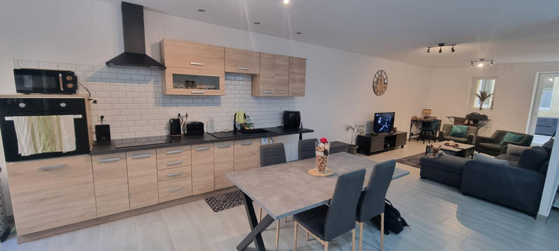 Maison - 98 m² - 4 pièces