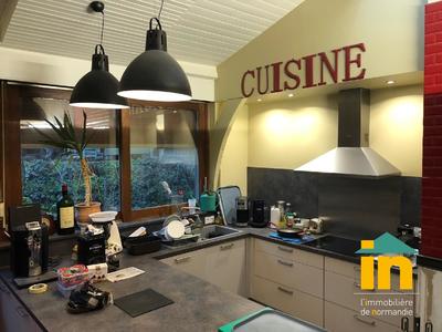 Maison de ville - 140 m² - 6 pièces