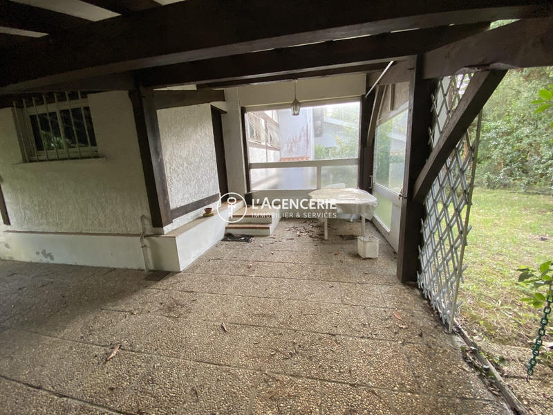 Villa - 90 m² - 5 pièces