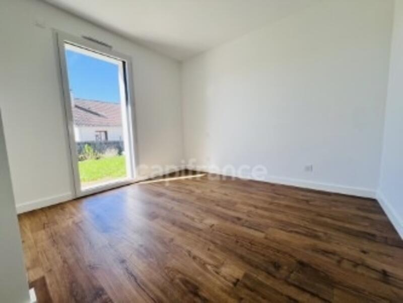 Maison - 94 m² - 4 pièces