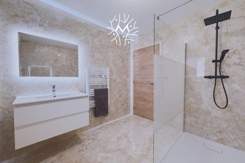 Maison - 94 m² - 4 pièces