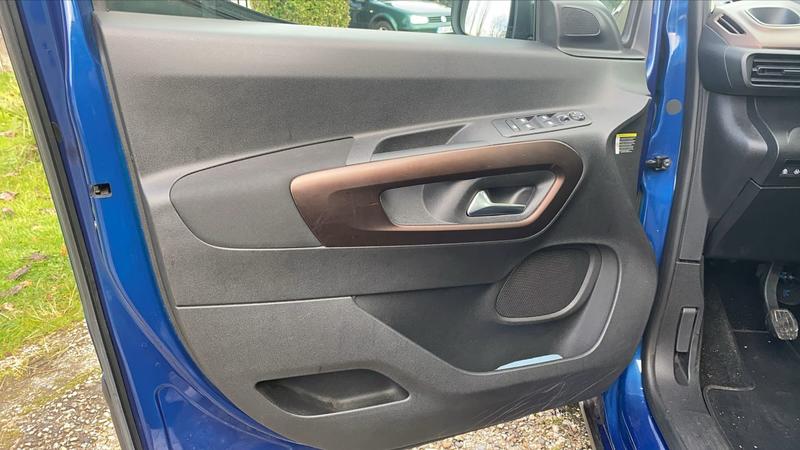 Peugeot Rifter 1 1.5 BlueHDi 100 Gt Line