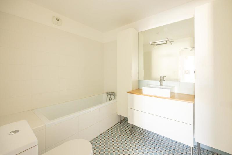 Appartement - 85 m² - 5 pièces