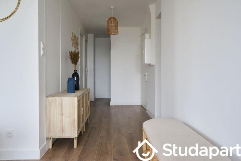 Chambre - 10 m² - 1 pièce