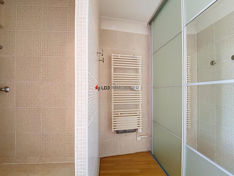 Appartement - 130 m² - 4 pièces