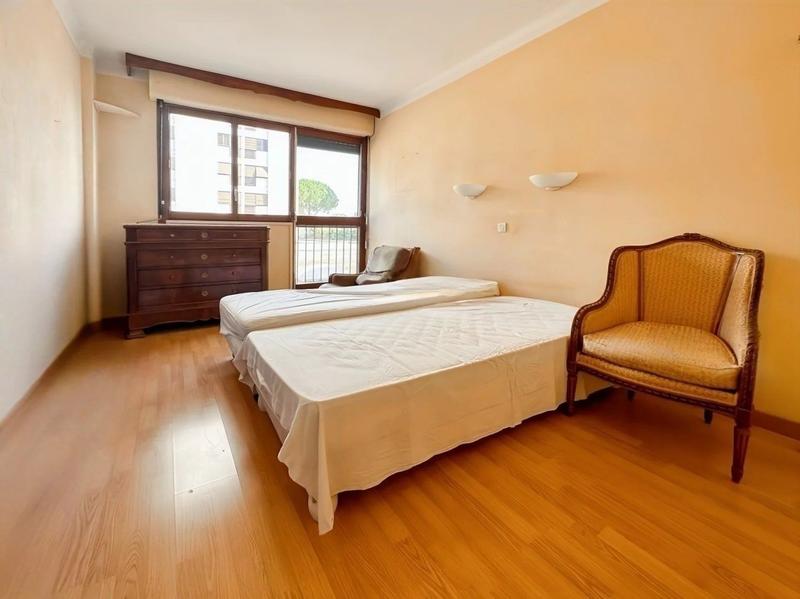 Appartement - 97 m² - 4 pièces