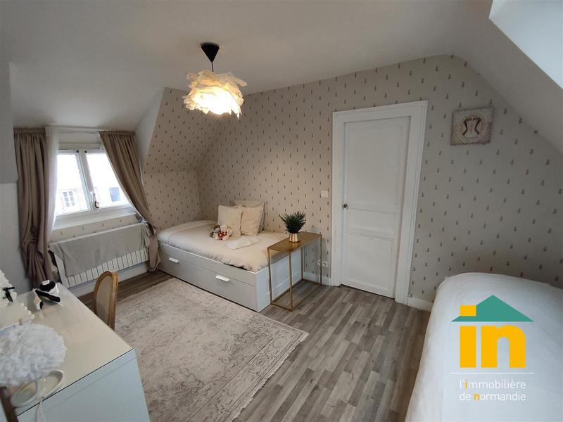 Maison de ville - 132 m² - 6 pièces